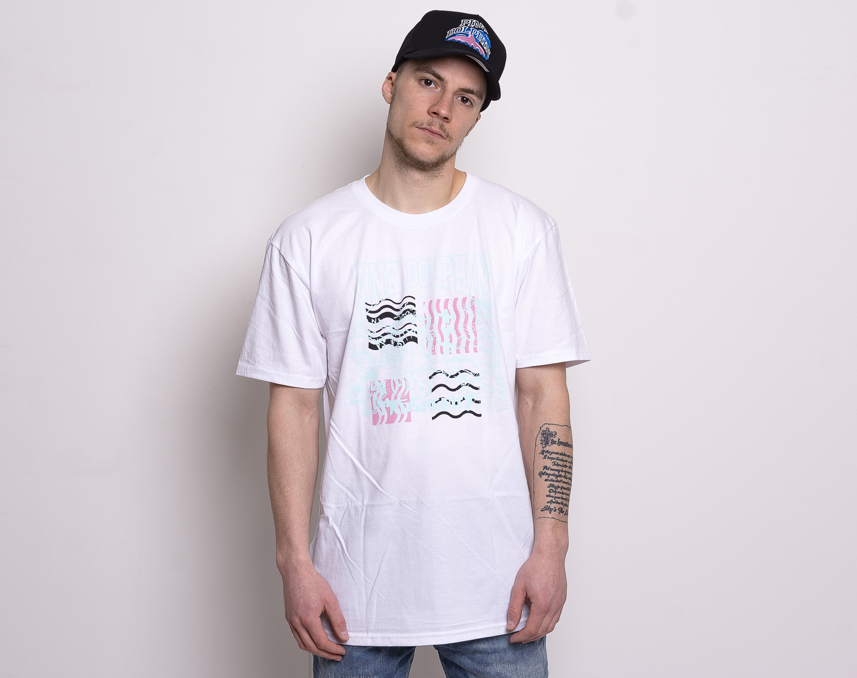 Triko Pink Dolphin Logo Sketch Tee White PS11911LSWH