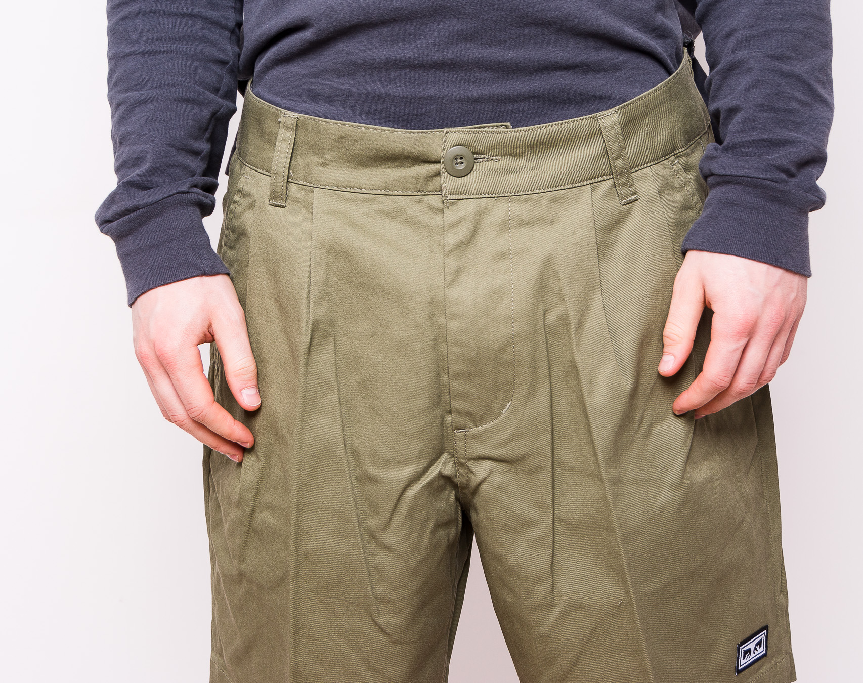 Kraťasy OBEY Fubar Pleated Short Army 172100071-ARM