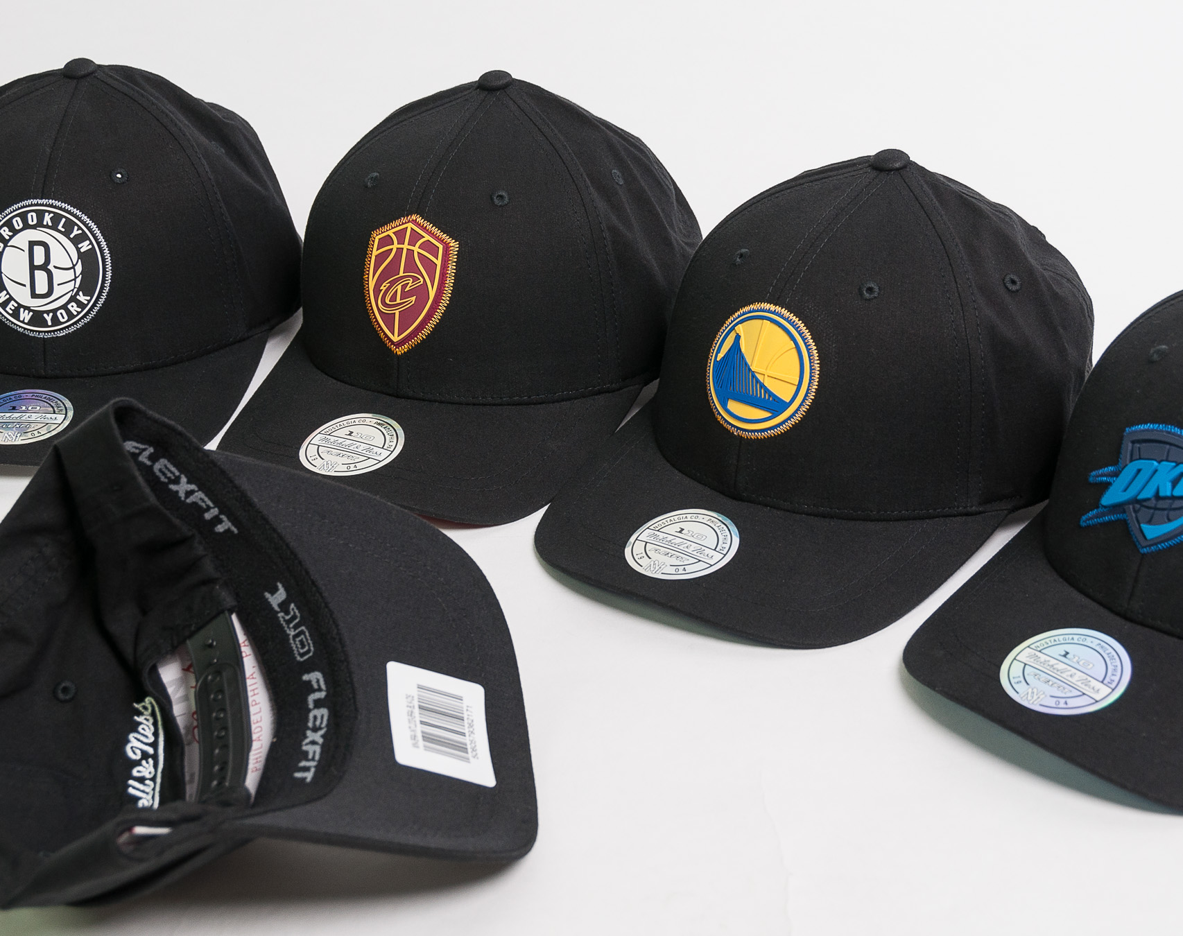 Kšiltovka Mitchell & Ness NBA Biowashed Zig Zag 110 SB Golden State Warrirors Black Snapback