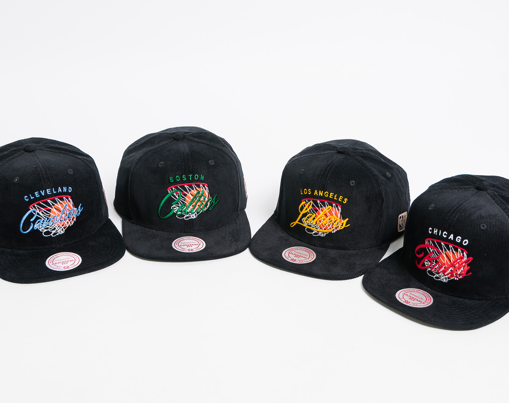Kšiltovka Mitchell & Ness Cleveland Cavaliers Hardwood Classic All Net Black Snapback