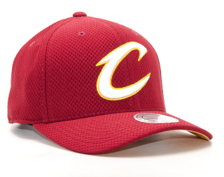 Kšiltovka Mitchell & Ness Hexagon Jersey Mesh Hook And Loop Cleveland Cavaliers Burgundy Strapback