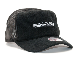 Kšiltovka Mitchell & Ness Long Hair Suede Trucker Black Snapback